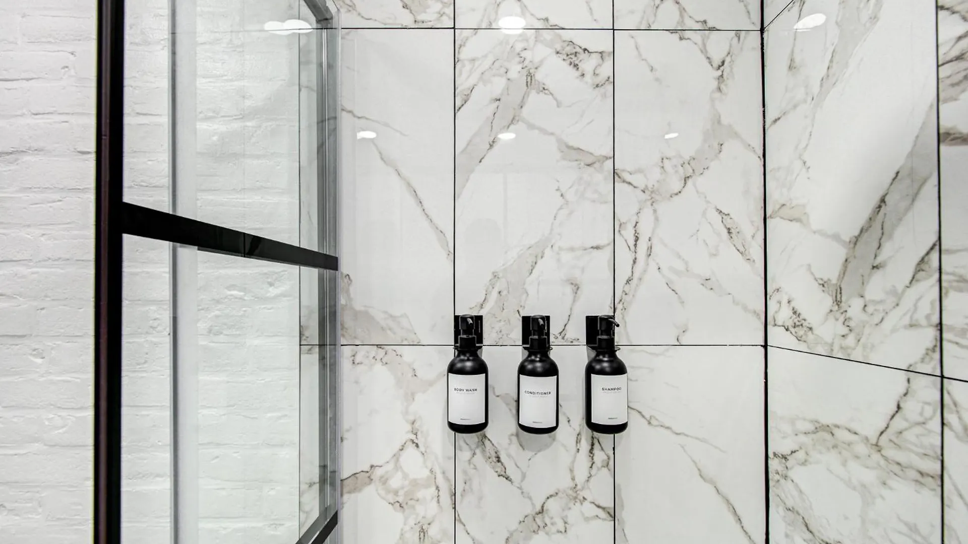 Stylish-24 1-Bedroom In Homa Montreal