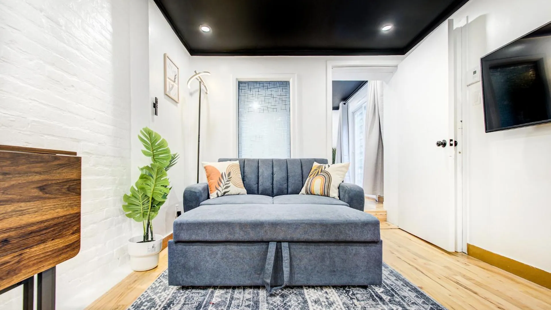Stylish-24 1-Bedroom In Homa Montreal