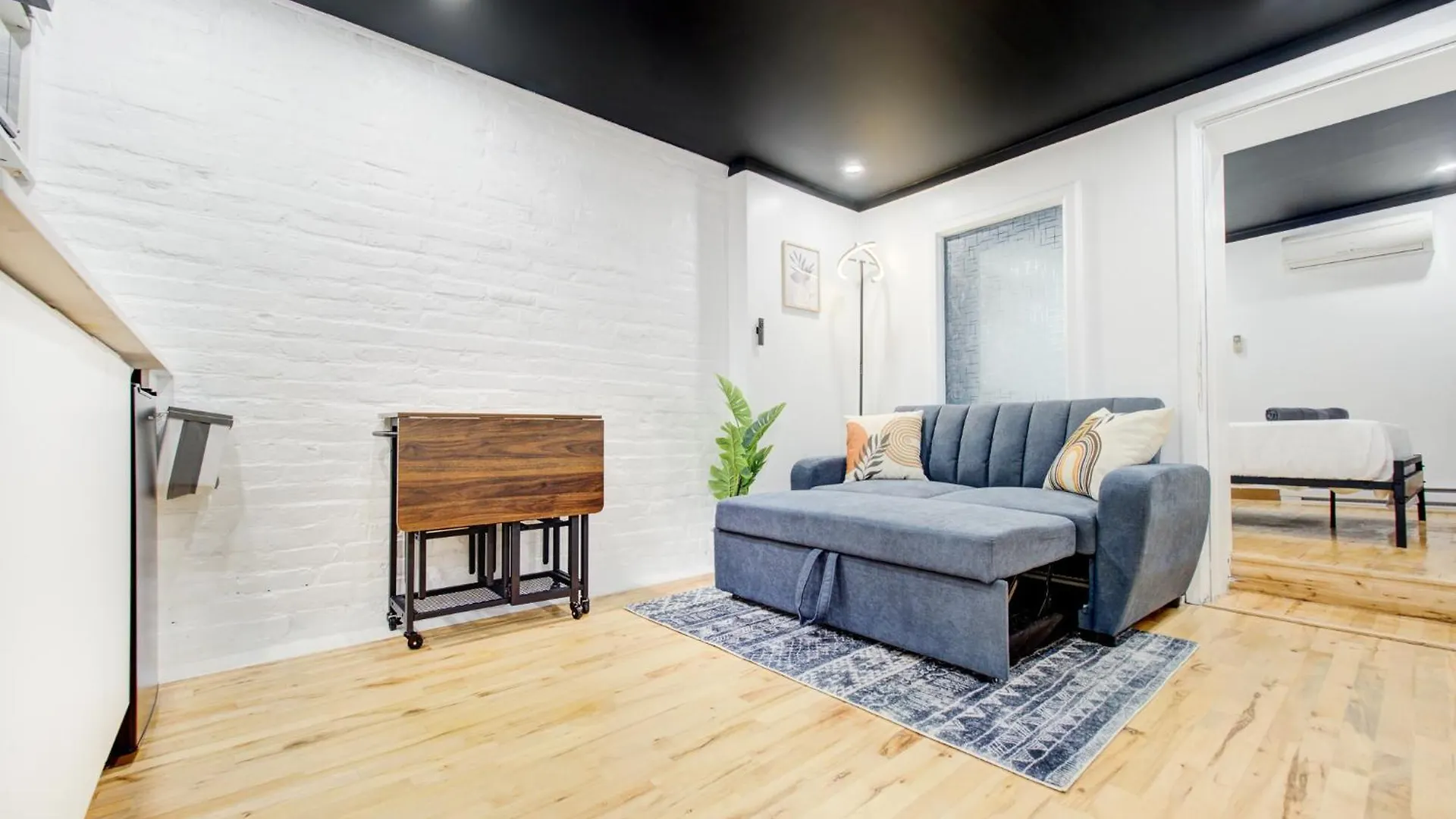 Apartment Stylish-24 1-Bedroom In Homa Montreal